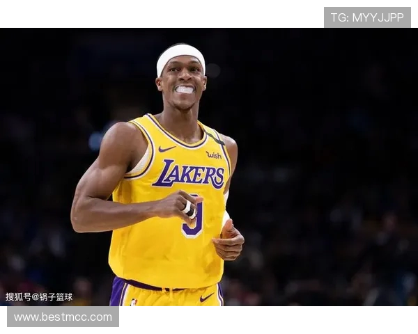 加兰圣诞配色HesiLowv2闪耀赛场20分1板10助攻领衔胜利 加兰圣诞配色HesiLowv2闪耀赛场20分1板10助攻领衔胜利